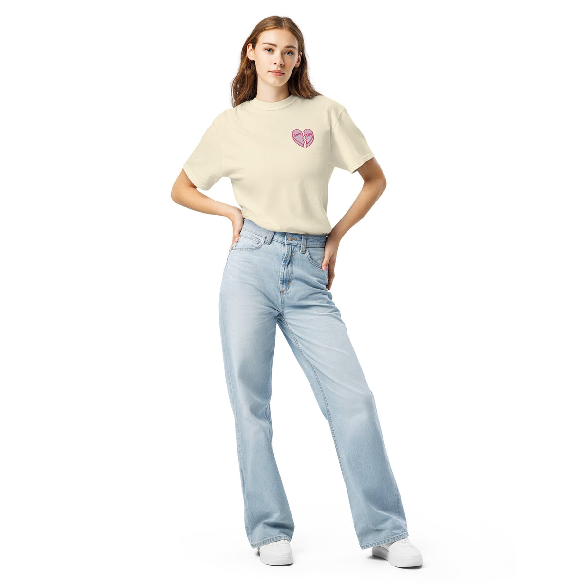 SOLO MIO Embroidered Broken Heart T-Shirt
